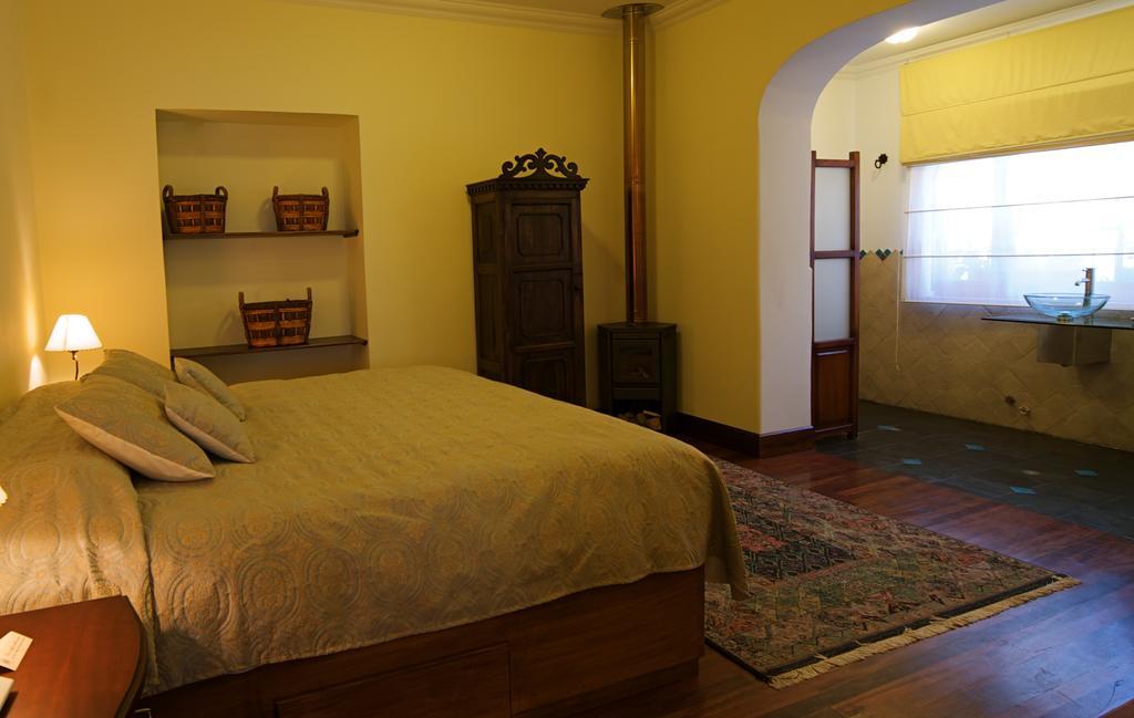 Boutique Hotel Casa Foch Кито Номер фото