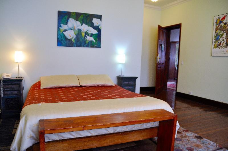 Boutique Hotel Casa Foch Кито Экстерьер фото