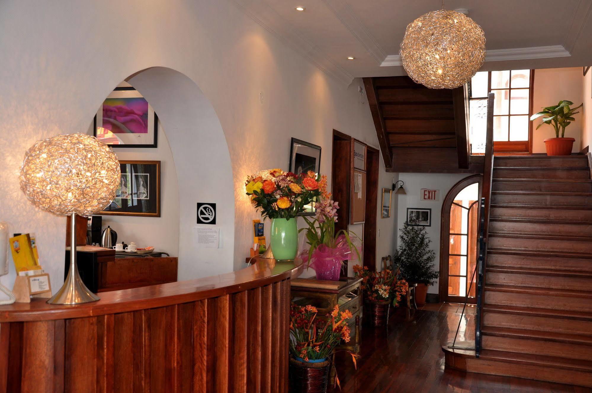 Boutique Hotel Casa Foch Кито Экстерьер фото
