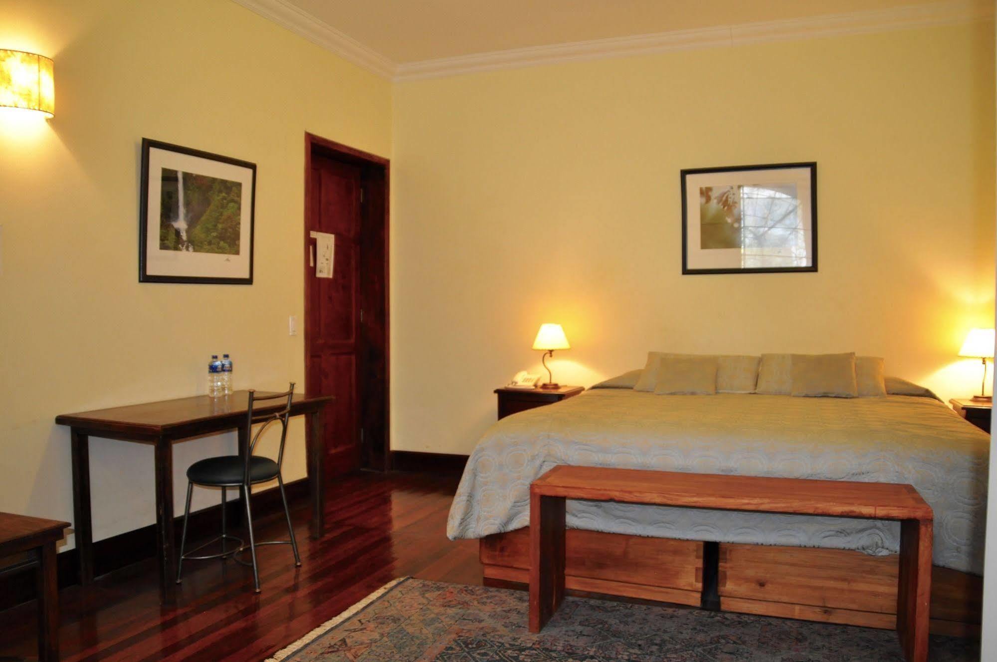 Boutique Hotel Casa Foch Кито Экстерьер фото