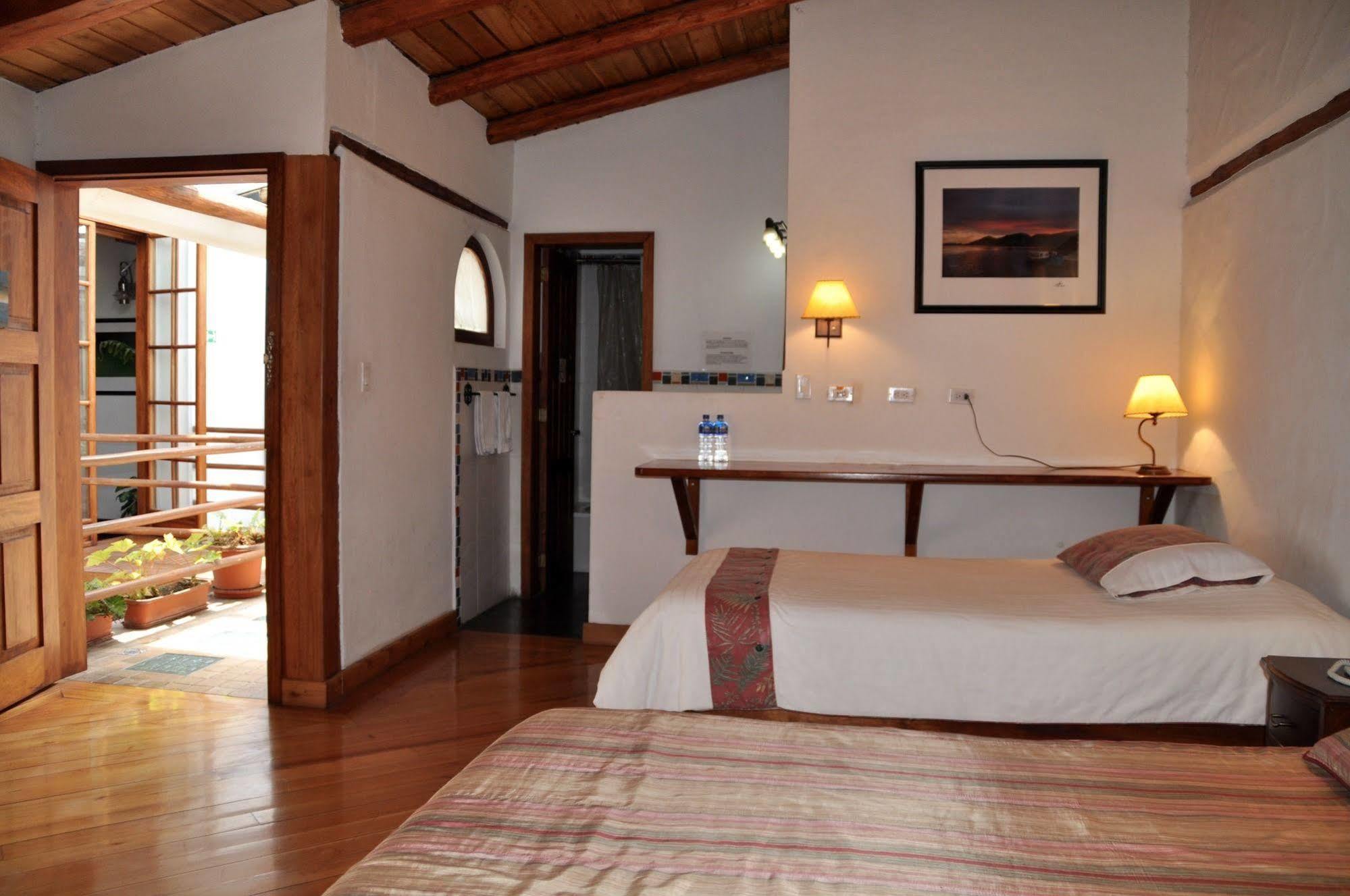 Boutique Hotel Casa Foch Кито Экстерьер фото