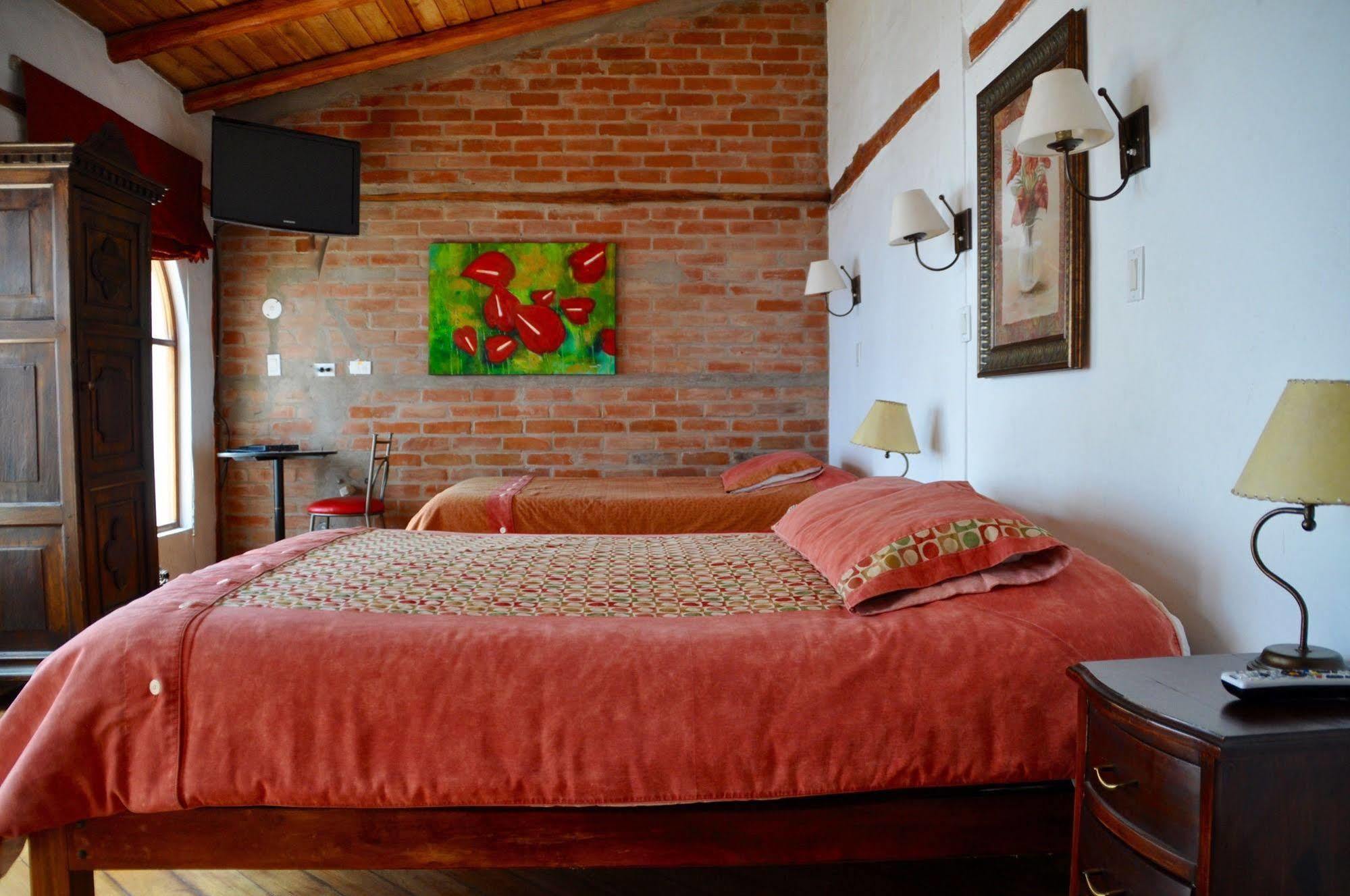 Boutique Hotel Casa Foch Кито Экстерьер фото