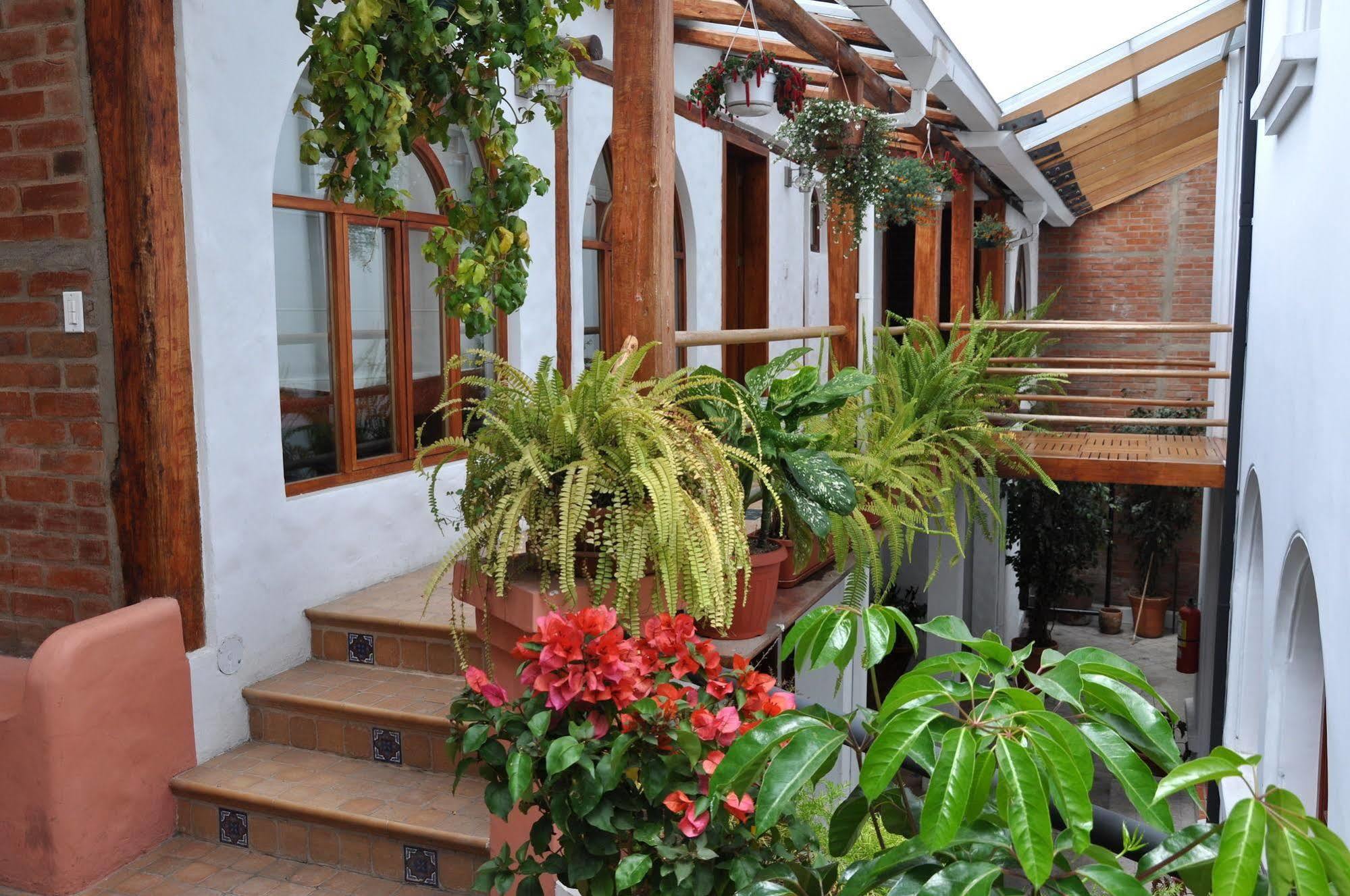 Boutique Hotel Casa Foch Кито Экстерьер фото