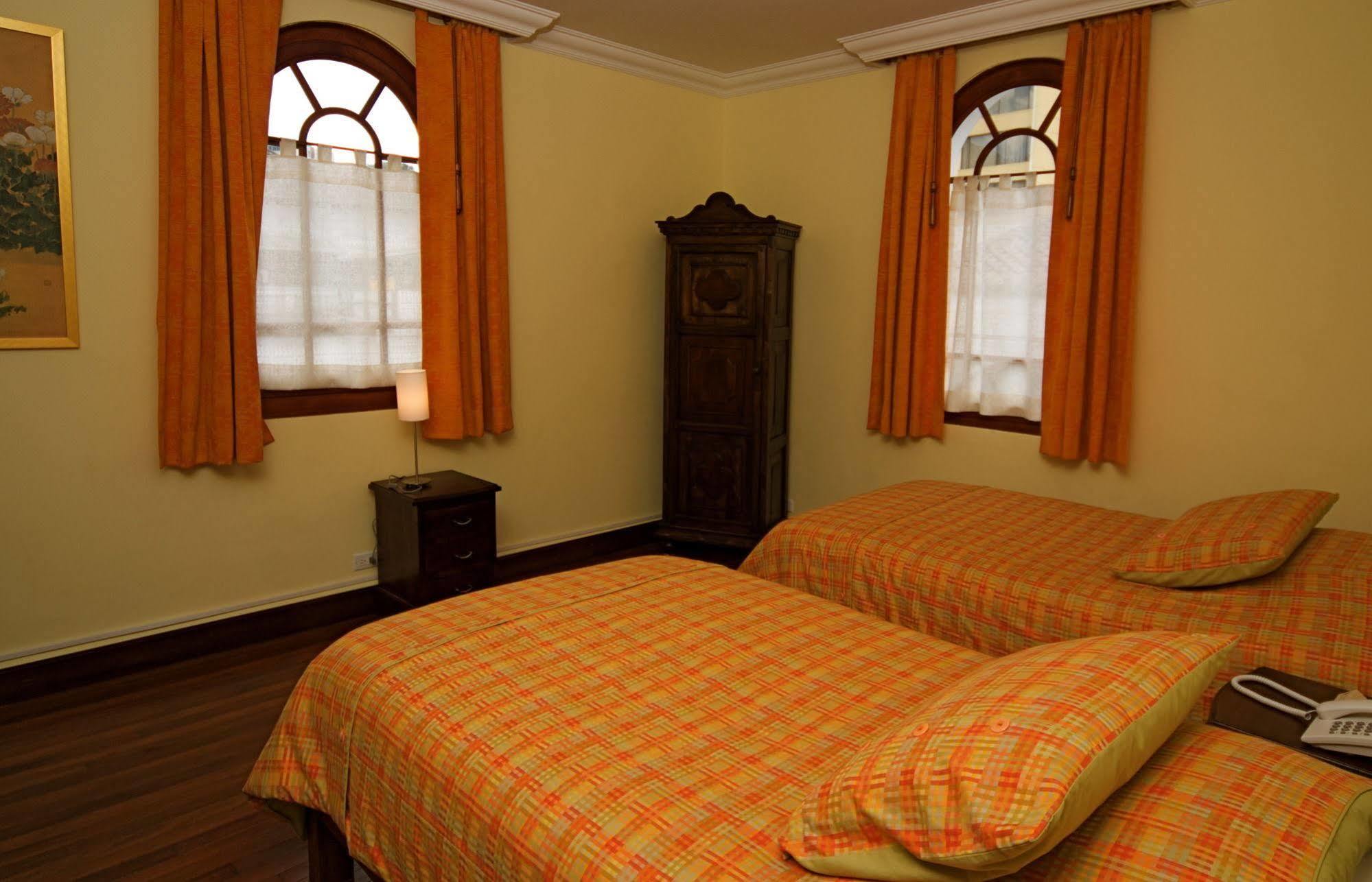 Boutique Hotel Casa Foch Кито Экстерьер фото