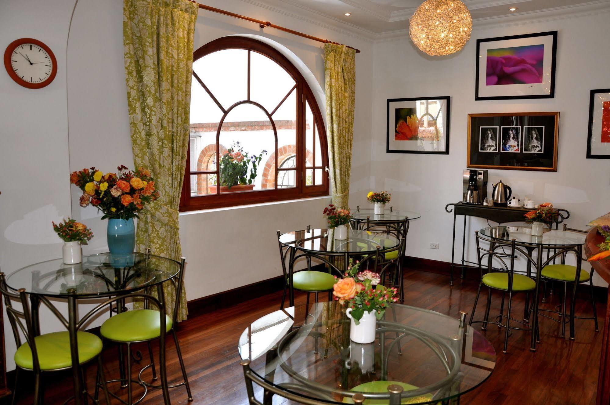 Boutique Hotel Casa Foch Кито Экстерьер фото