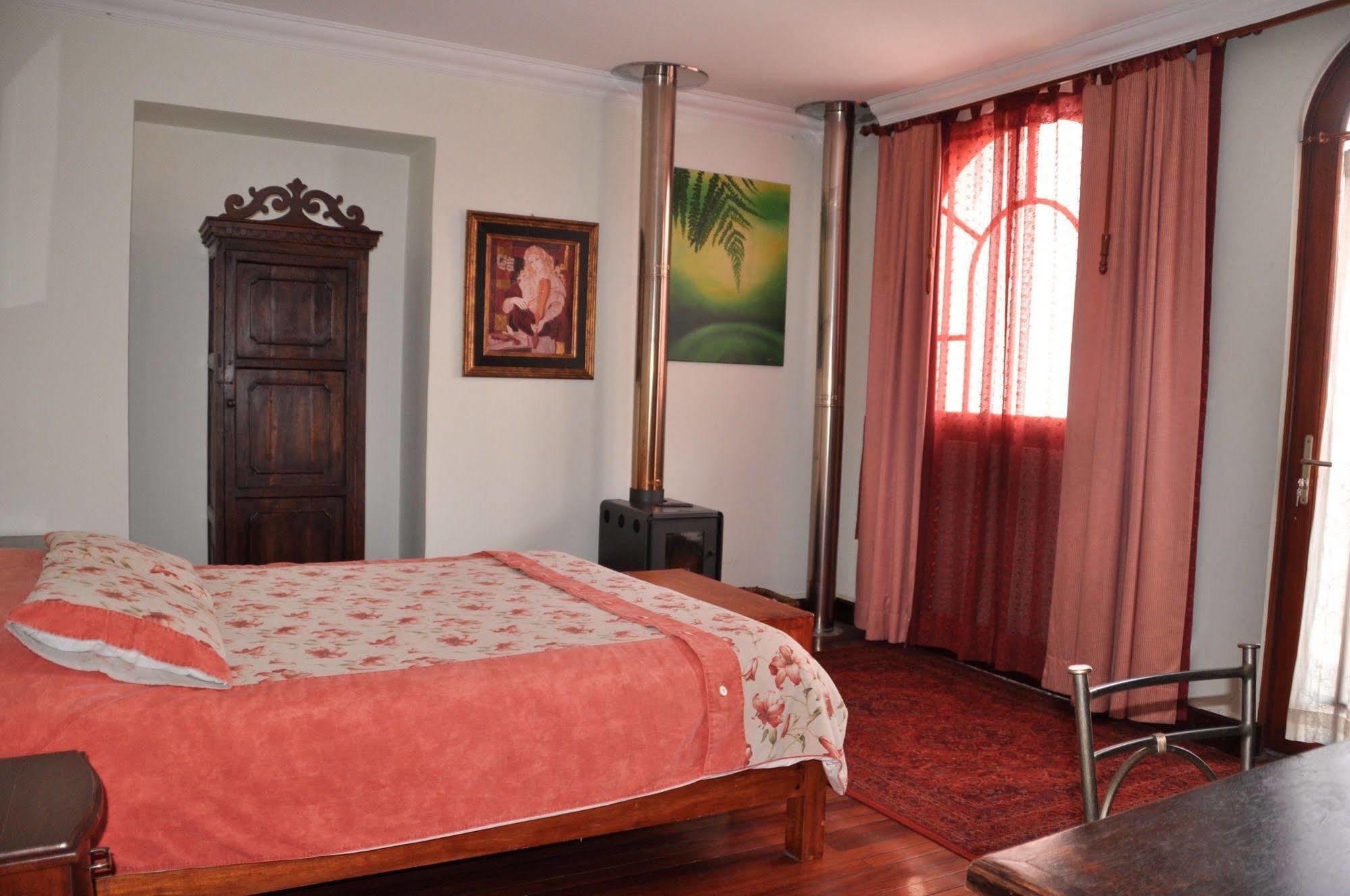 Boutique Hotel Casa Foch Кито Экстерьер фото